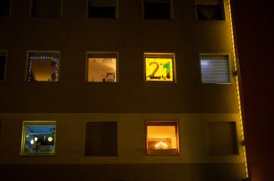 Adventsfenster Rembruecken 2020 – Fenster 21.12.